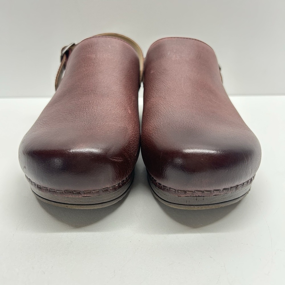 Dansko Berry Milled Burnished Slip On Leather Clogs Mules Size 38 US 7.5-8 - Picture 7 of 13